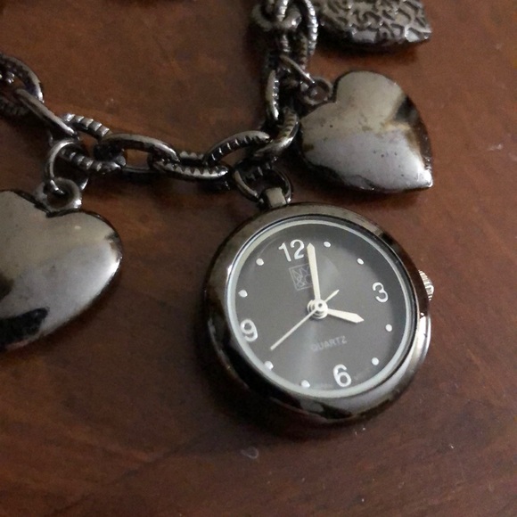 Black metal heart charm watch New York & Co - Picture 3 of 4